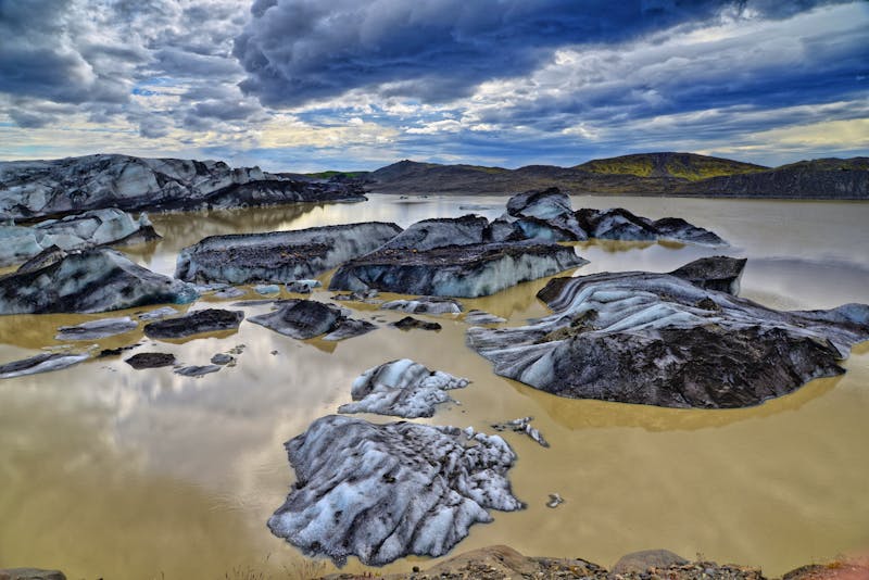 Island - am Gletschersee des Svinafellsjökulls - ©Fotolyse - stock.adobe.com