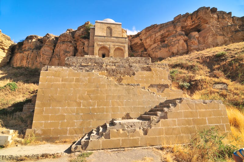 Aserbaidschan - Diri-Baba-Mausoleum - ©robnaw - stock.adobe.com