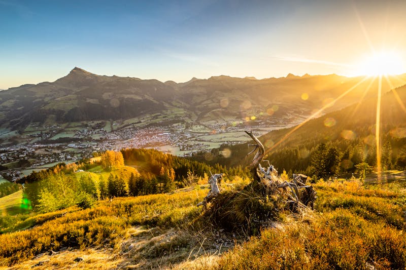 Sonnenaufgang in Kitzbühel - ©christophstoeckl - stock.adobe.com