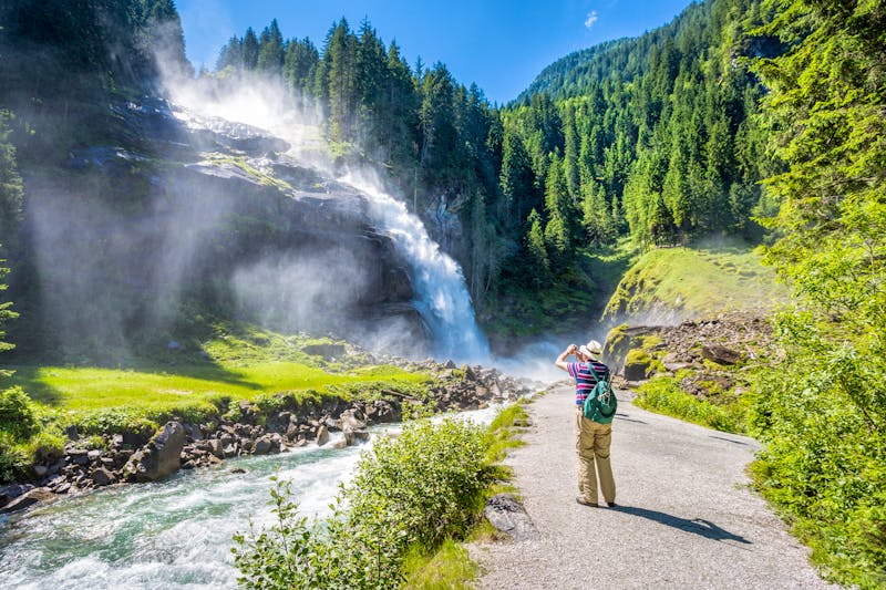 An den Krimmler Wasserfällen - ©mRGB - stock.adobe.com