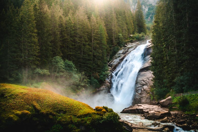 An den Krimmler Wasserfällen - ©Thilo Wagner - stock.adobe.com