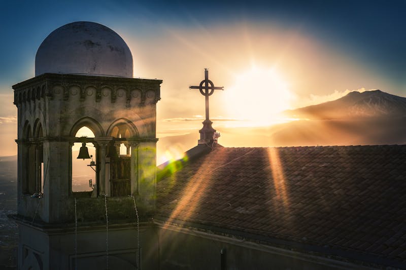 Castelmola - abendlicher Blick zum Ätna - ©myper - stock.adobe.com