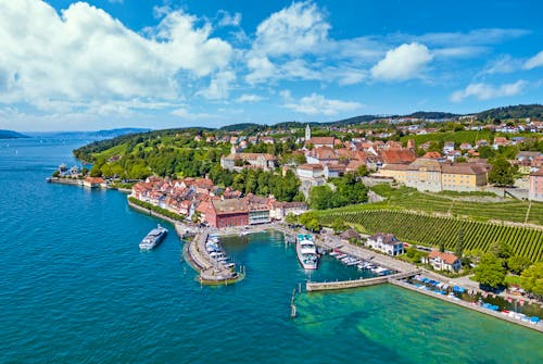 Meersburg am Bodensee &ndash; &copy; Manuel Schönfeld - stock.adobe.com