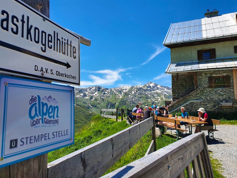 Wanderpause an der Rastkogelhütte - ©Eberhardt TRAVEL - Ria Heilmann