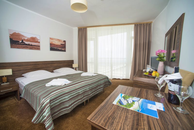 Zimmerbeispiel Doppelzimmer Meerblick Hotel Baltyk – ©IdeaSpa