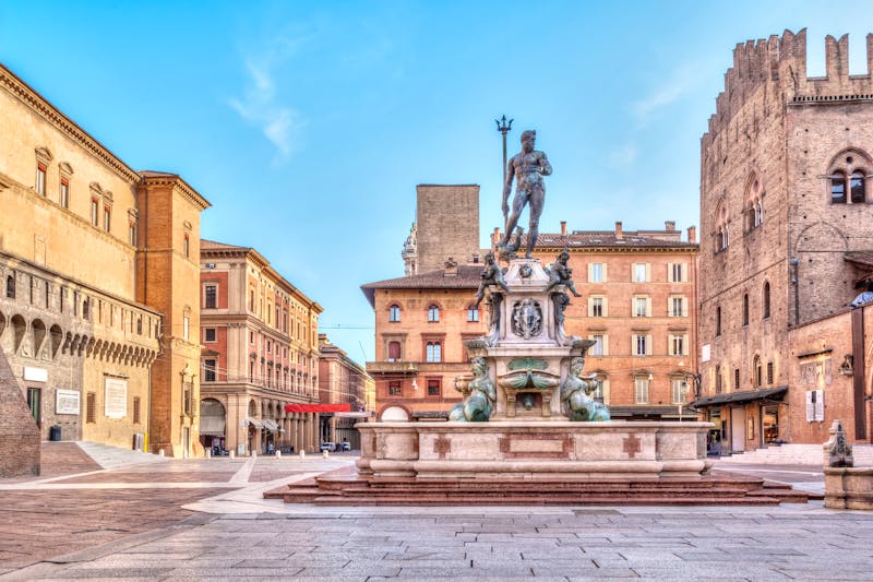 Bologna - Piazza del Nettuno - ©bbsferrari - stock.adobe.com