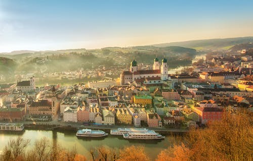 Drei-Flüsse-Stadt Passau im Winter &ndash; &copy; www.chphotography.de - Adobe Stock