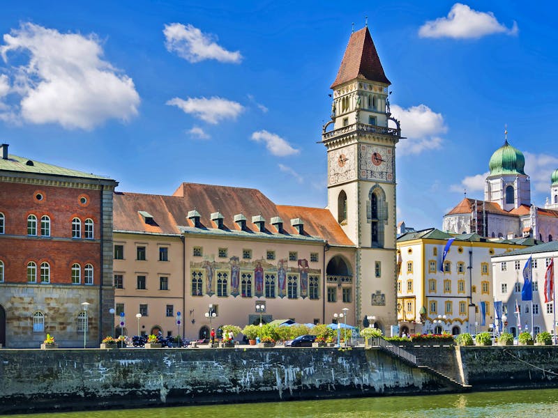 Rathaus von Passau - ©Wolfgang Zwanzger - Adobe Stock