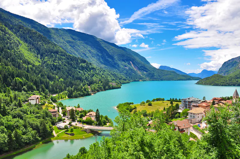 Molveno See im westlichen Trentino - Italien - &copy;©Arseniy Krasnevsky - stock.adobe.com