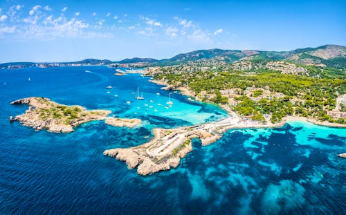 Küste bei Illetas - Mallorca &ndash; &copy; ©Balate Dorin - stock.adobe.com