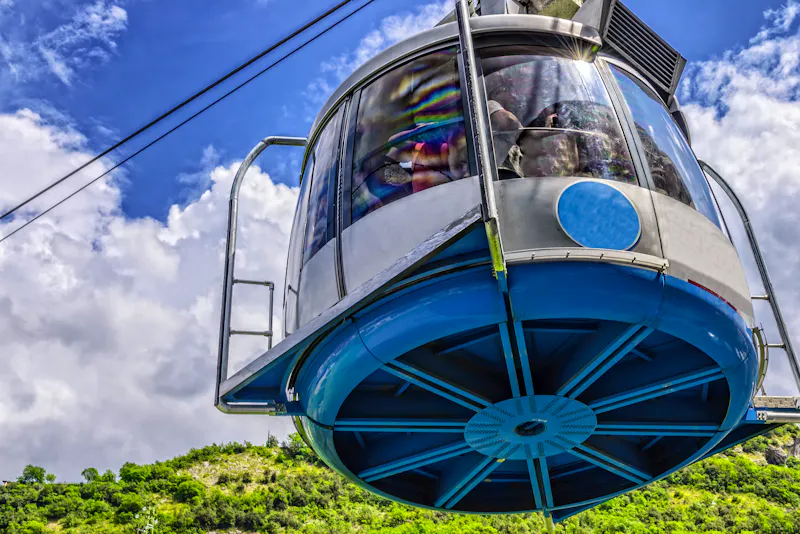 Rotierende Gondel der Bergbahn von Malcesine - &copy;andrzej2012 - stock.adobe.com
