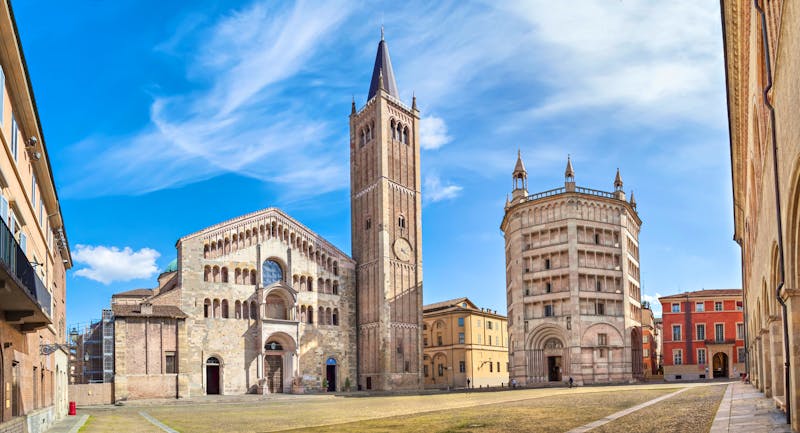 Parma - der Domplatz - ©bbsferrari - stock.adobe.com