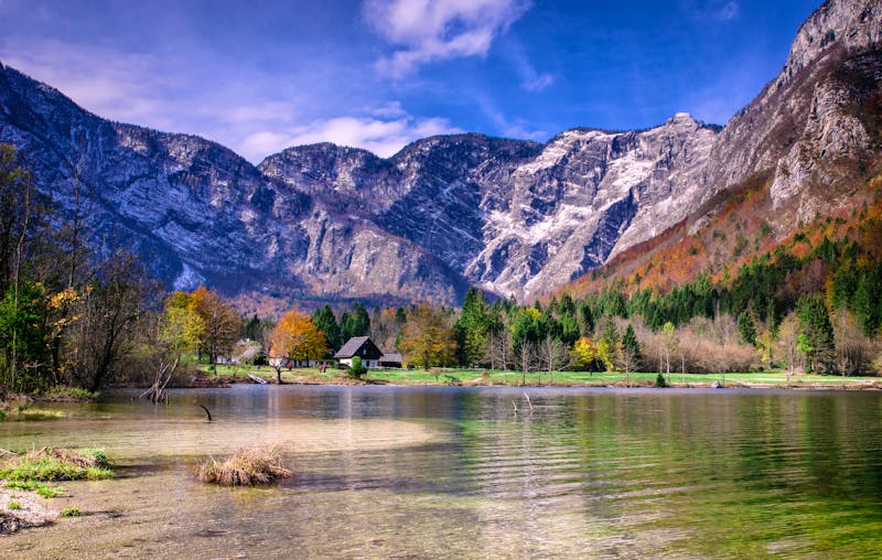 Bohinj See im Triglav-Nationalpark in Slowenien - ©©sergeyxsp - stock.adobe.com