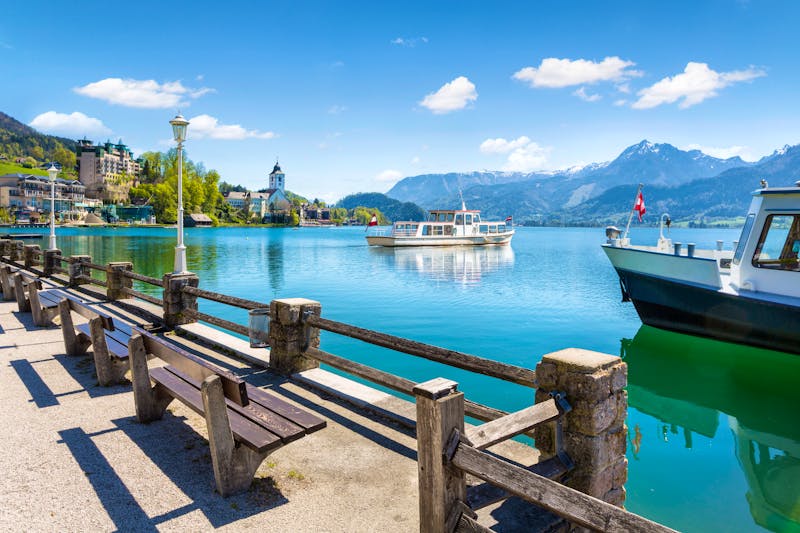 Am Ufer des Wolfgangsees - ©mRGB - stock.adobe.com