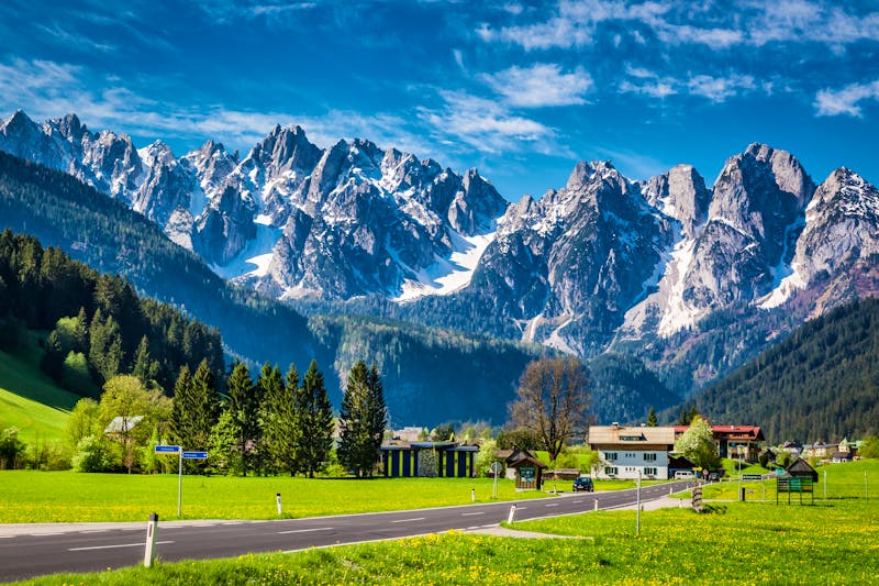 Auf dem Weg  nach Gosau - ©shaiith - stock.adobe.com