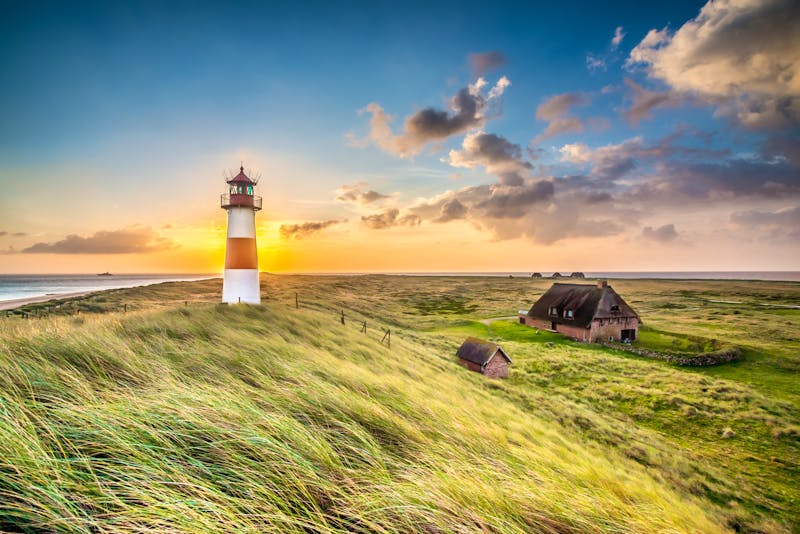 Leuchtturm in List auf Sylt am Ellenbogen - ©©Benno Hoff - stock.adobe.com