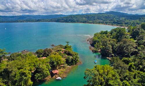 Drake Bay in Costa Rica &ndash; &copy; ©Felipe - stock.adobe.com