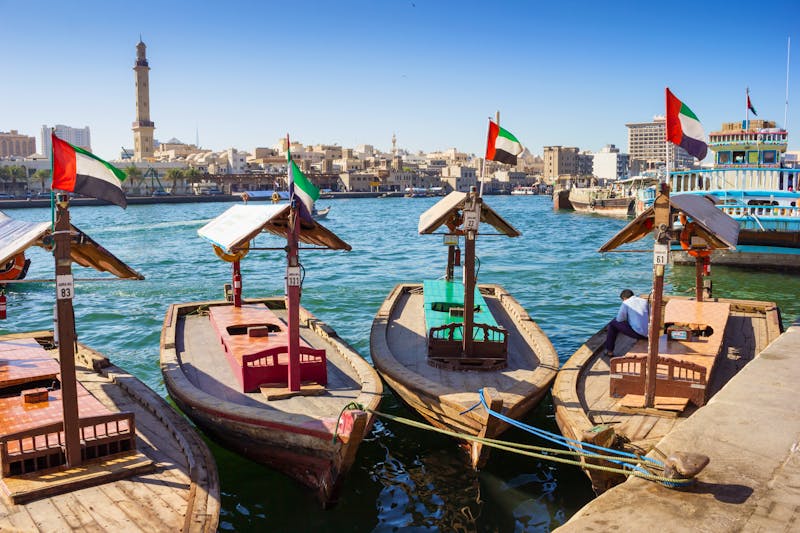 Dubai Creek mit traditionellen Abra-Booten - ©©arbalest - stock.adobe.com
