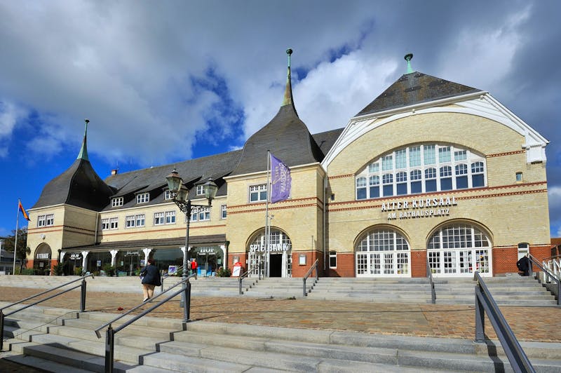 Rathaus von Westerland auf Sylt - ©©Fineart Panorama - stock.adobe.com