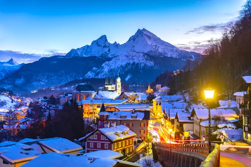 Berchtesgaden zur Weihnachtszeit &ndash; &copy; ©proslgn - stock.adobe.com
