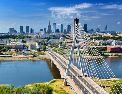 Warschau an der Weichsel – © ©itsmejust - stock.adobe.com