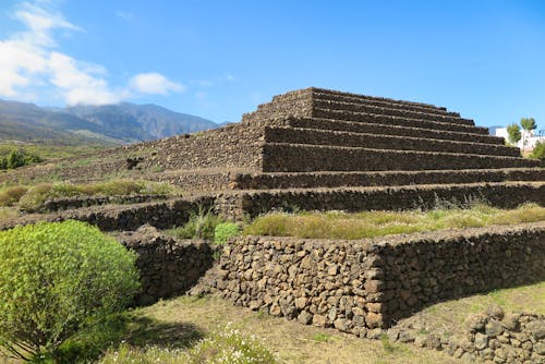 Pyramiden von Güimar auf Teneriffa &ndash; &copy; ©shorty25 - stock.adobe.com
