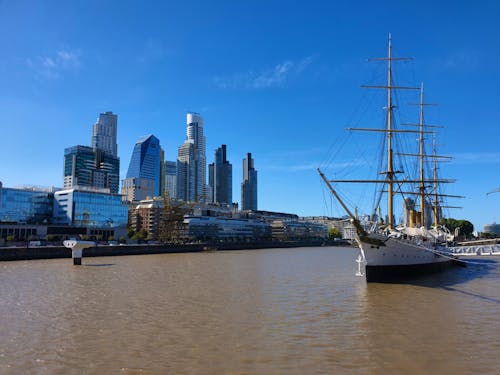 Hafenviertel von Buenos Aires &ndash; &copy; Eberhardt TRAVEL - Benjamin Rodriguez Manzanares