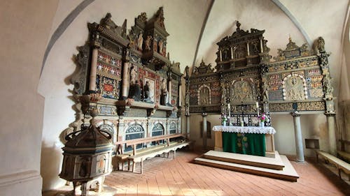 Basedow-Kirche &ndash; &copy; Marlies Thrum