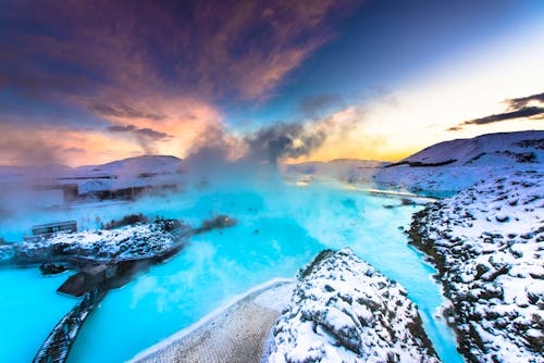 Blaue Lagune - Thermalbad in Island &ndash; &copy; ©surangaw - stock.adobe.com