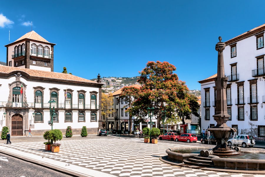 Rathausplatz von Funchal auf Madeira – © Dieter Meyer - Adobe Stock