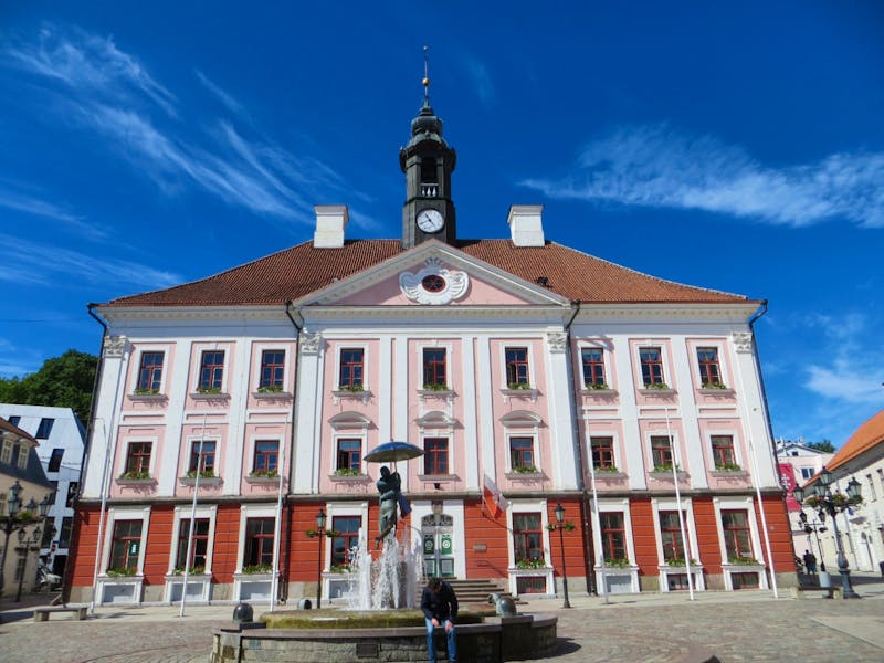 Rathaus von Tartu in Estland - ©Eberhardt TRAVEL - Jürgen Schmeißer
