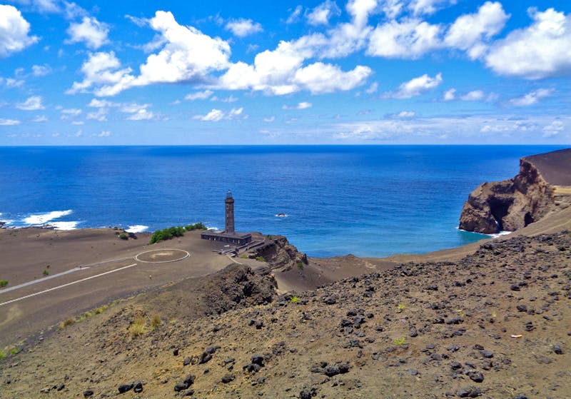 Leuchtturm bei Capelinhos auf der Azoren-Insel Faial - ©Eberhardt TRAVEL - Barbara Mihut
