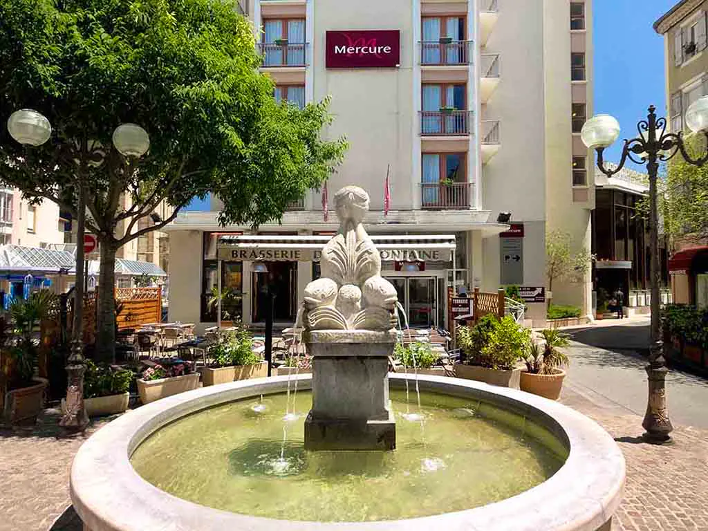 Mercure Hotel in Millau&nbsp;&ndash;&nbsp;&copy;&nbsp;www.pixelsmillau.fr - Mercure Millau Hotel