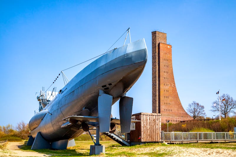 Ostseebad Laboe - Marine-Denkmal & U-Boot - ©©Sina Ettmer - stock.adobe.com