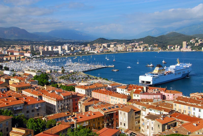 Hafen von Ajaccio auf Korsika - ©©tangofox - stock.adobe.com