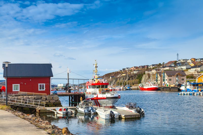 Roervik in Norwegen - ©Eugene Sergeev - Adobe Stock