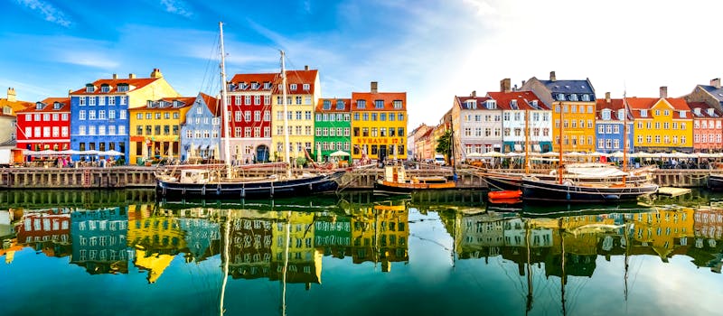 Nyhavn, Kopenhagen, Dänemark  - ©©Sina Ettmer - stock.adobe.com