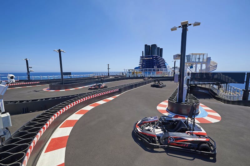 Kartbahn auf der Norwegian Joy - ©Rick Diaz Photography - Norwegian Cruise Line