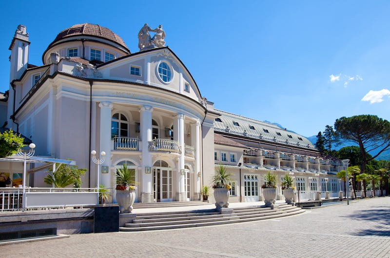 Blick auf das Kurhaus in Meran, Südtirol - ©©janvier - stock.adobe.com