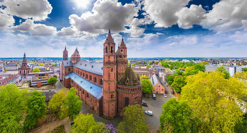 Worms  - Blick auf den Dom St. Peter - ©©Mathias Weil - stock.adobe.com