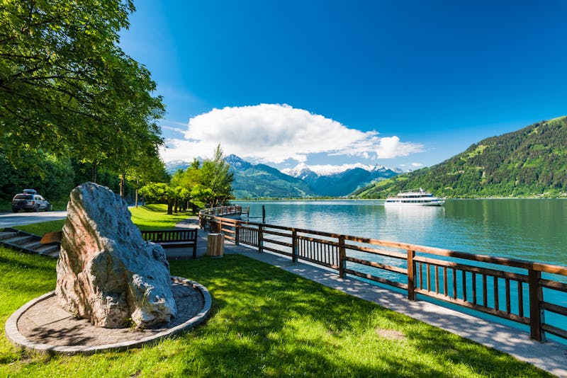 Schifffahrt auf dem Zeller See - ©Mjucha - Adobe Stockphoto