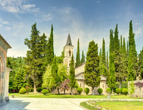 Bodbe Kloster bei Sighnaghi in Georgien – © ©mehdi33300 - stock.adobe.com