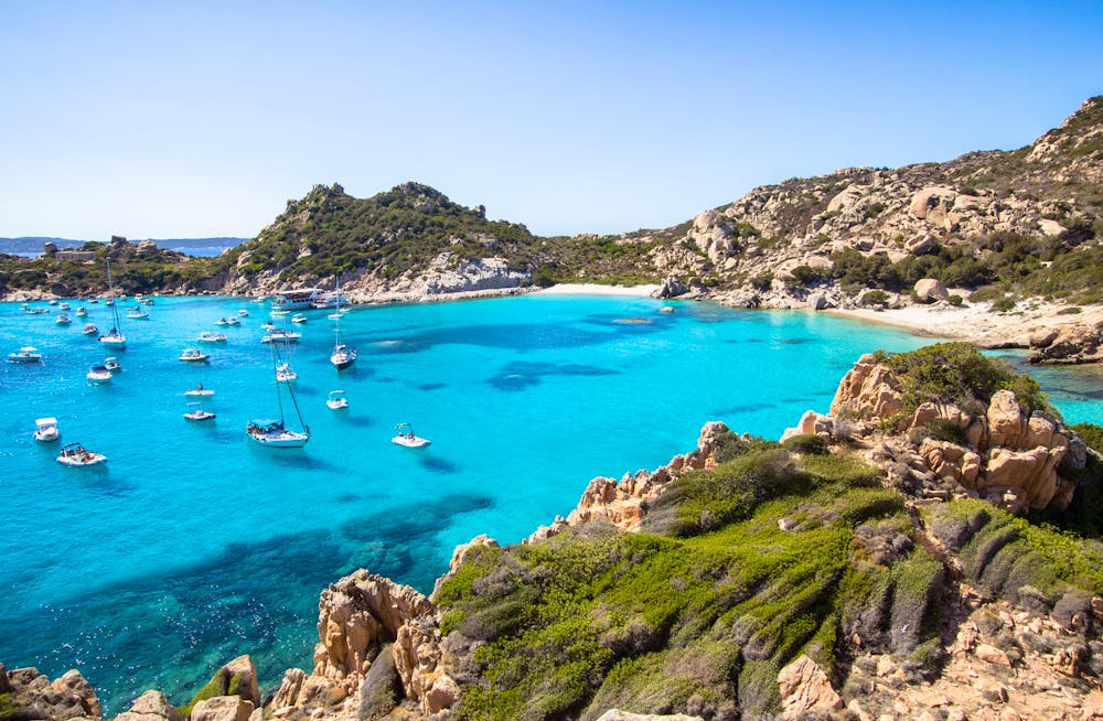 Spiaggia di Cala Corsara, Sardinien, Italien  &ndash; &copy; ©robertdering - stock.adobe.com