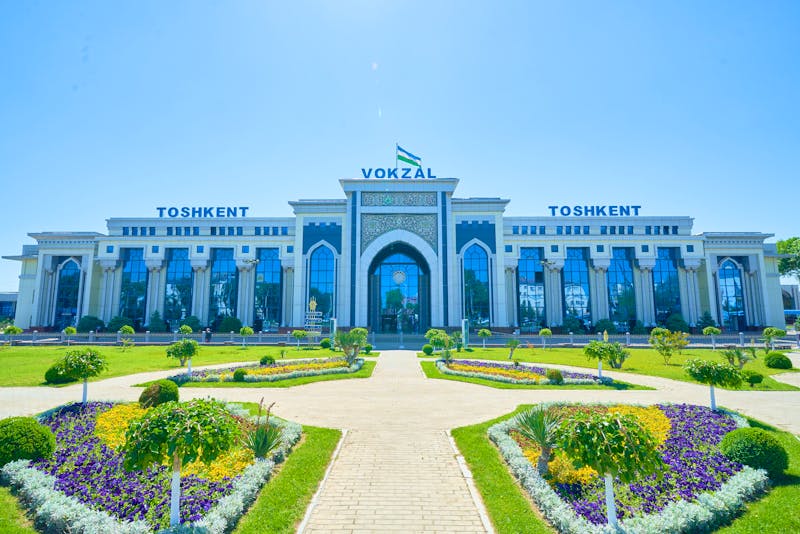 Bahnhof von Taschkent in Usbekistan - ©©?? ?? - stock.adobe.com