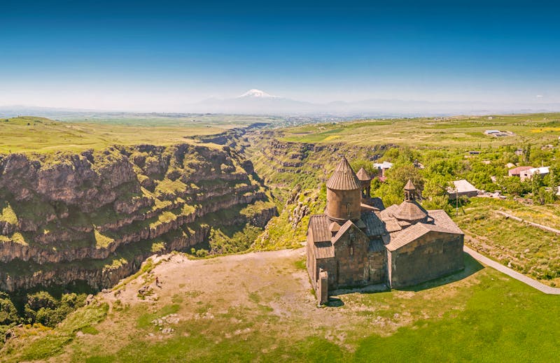 Kloster Saghmosavank in Armenien - ©©EdNurg - stock.adobe.com
