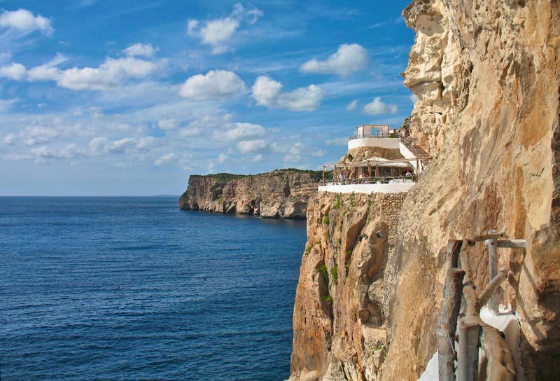 Cova d'en Xoroi - Höhlen an der Südküste Menorcas - ©Eberhardt TRAVEL - Stefanie Knisse