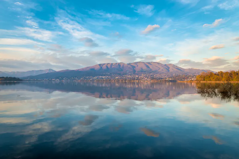 Lago di Varese - &copy;AleMasche72 - stock.adobe.com