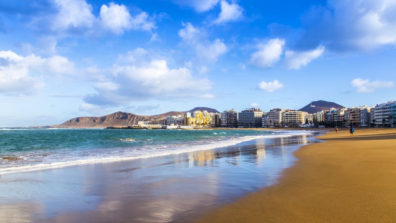 Strand von Las Palmas de Gran Canaria - ©©Elena Belyaeva - stock.adobe.com