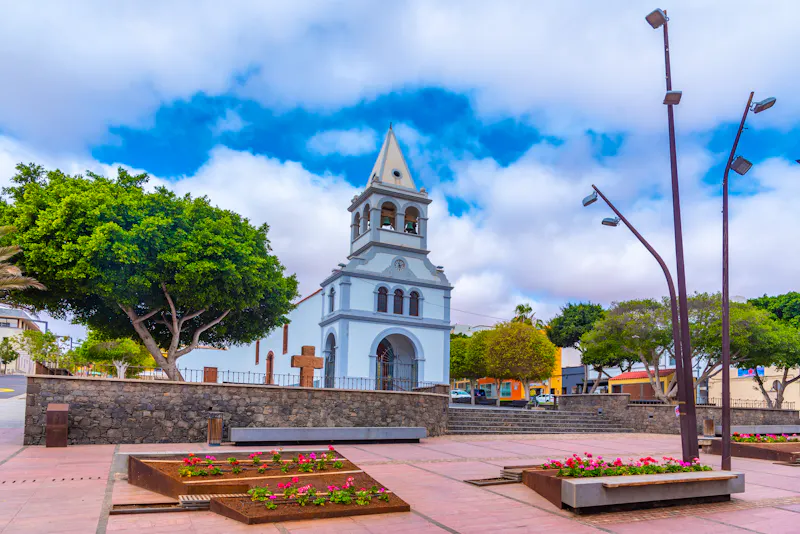 Kirche in Puerto de Rosario auf Fuerteventura - &copy;©dudlajzov - stock.adobe.com