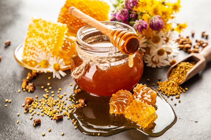 Honigprodukte - ©George Dolgikh - Adobe Stockphoto